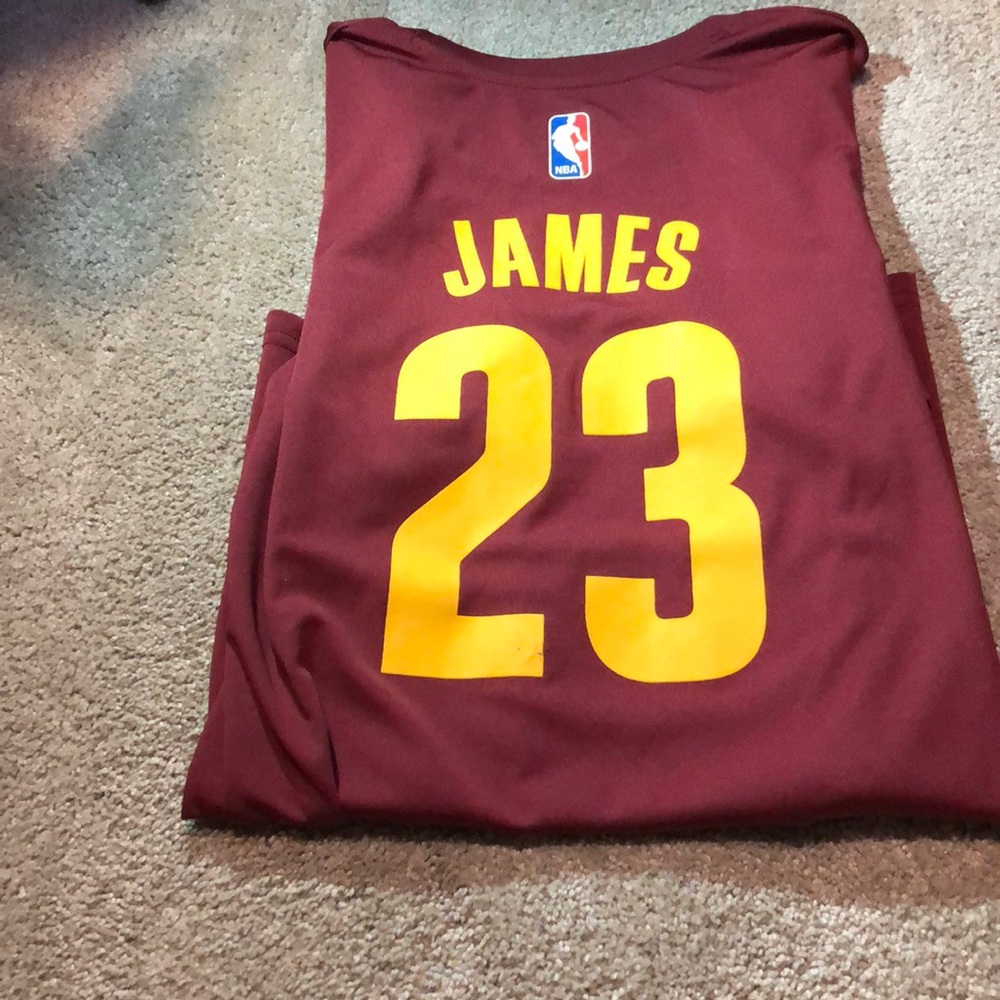Adidas Lebron T-shirt - Picture 2 of 3